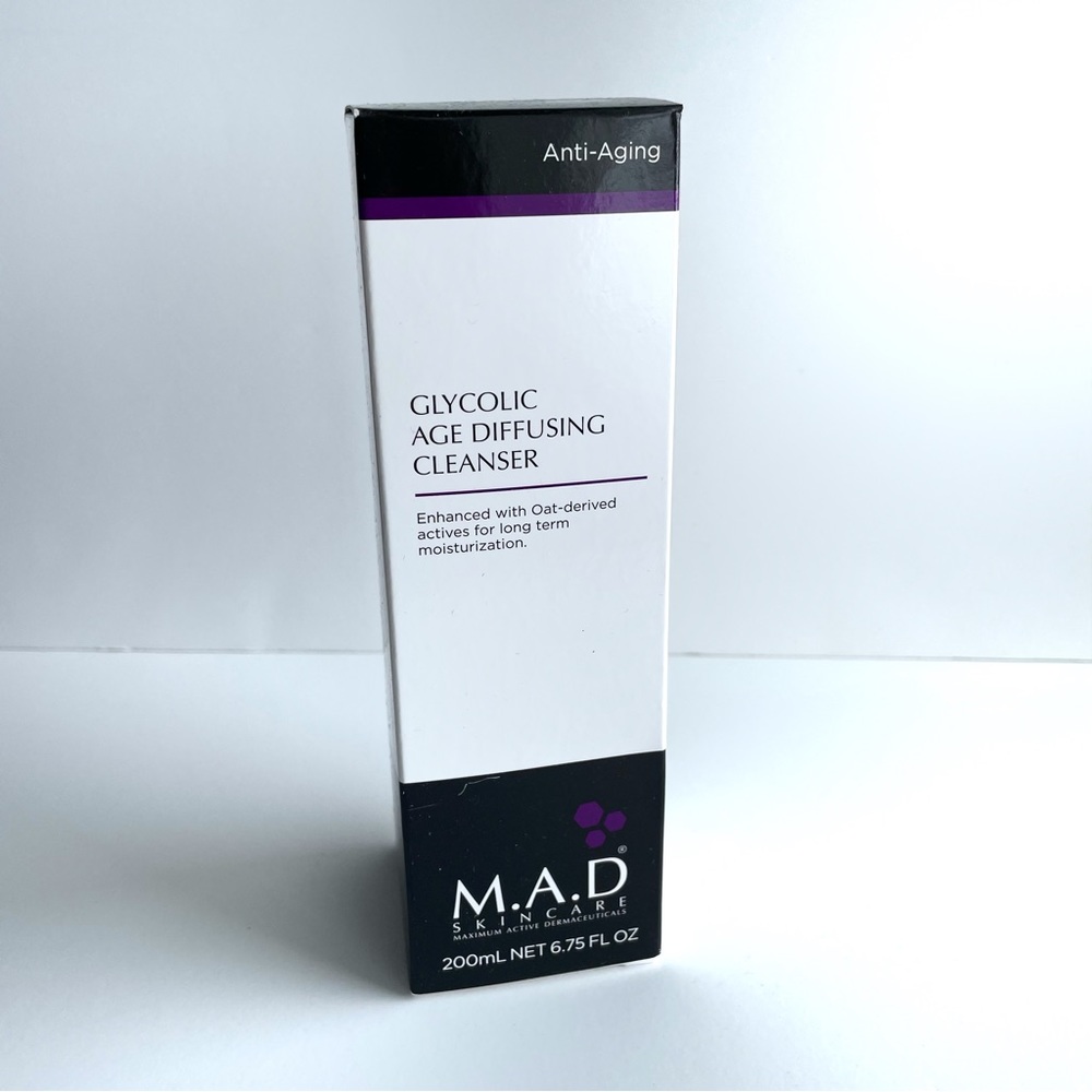 M.A.D. skincare glycolic age defusing cleanser 6.75 fl oz new with seal and box